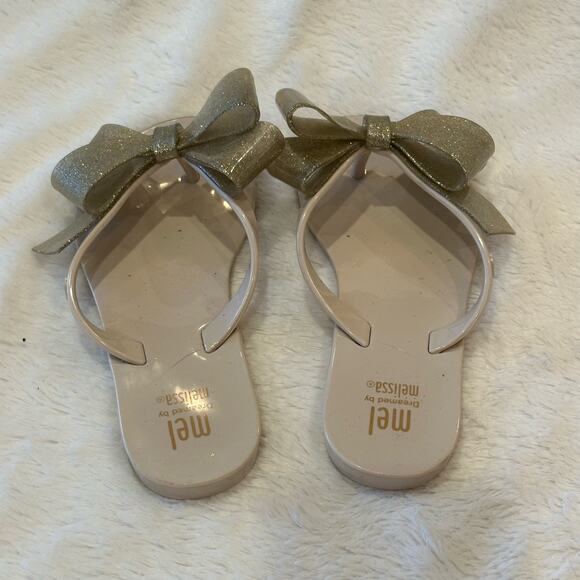 Mini Melissa Gold Bow Flip Flops sz 12 - Picture 3 of 5